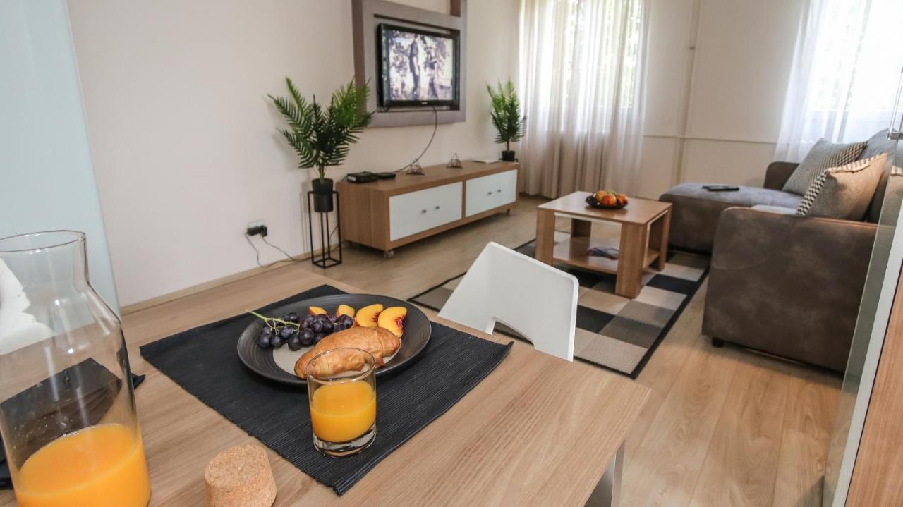Delta City New Belgrade Apartment Free Public Parking Exterior photo